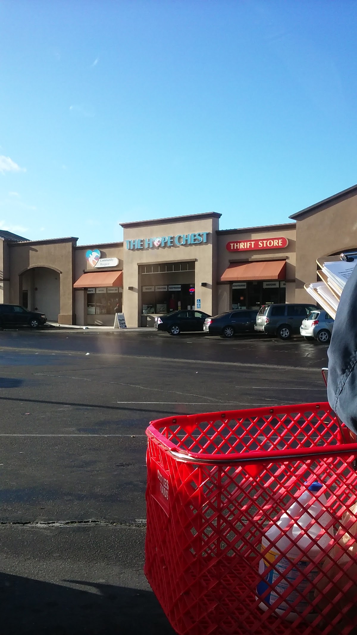 Community Hospice Hope Chest Thrift Store in Oakdale