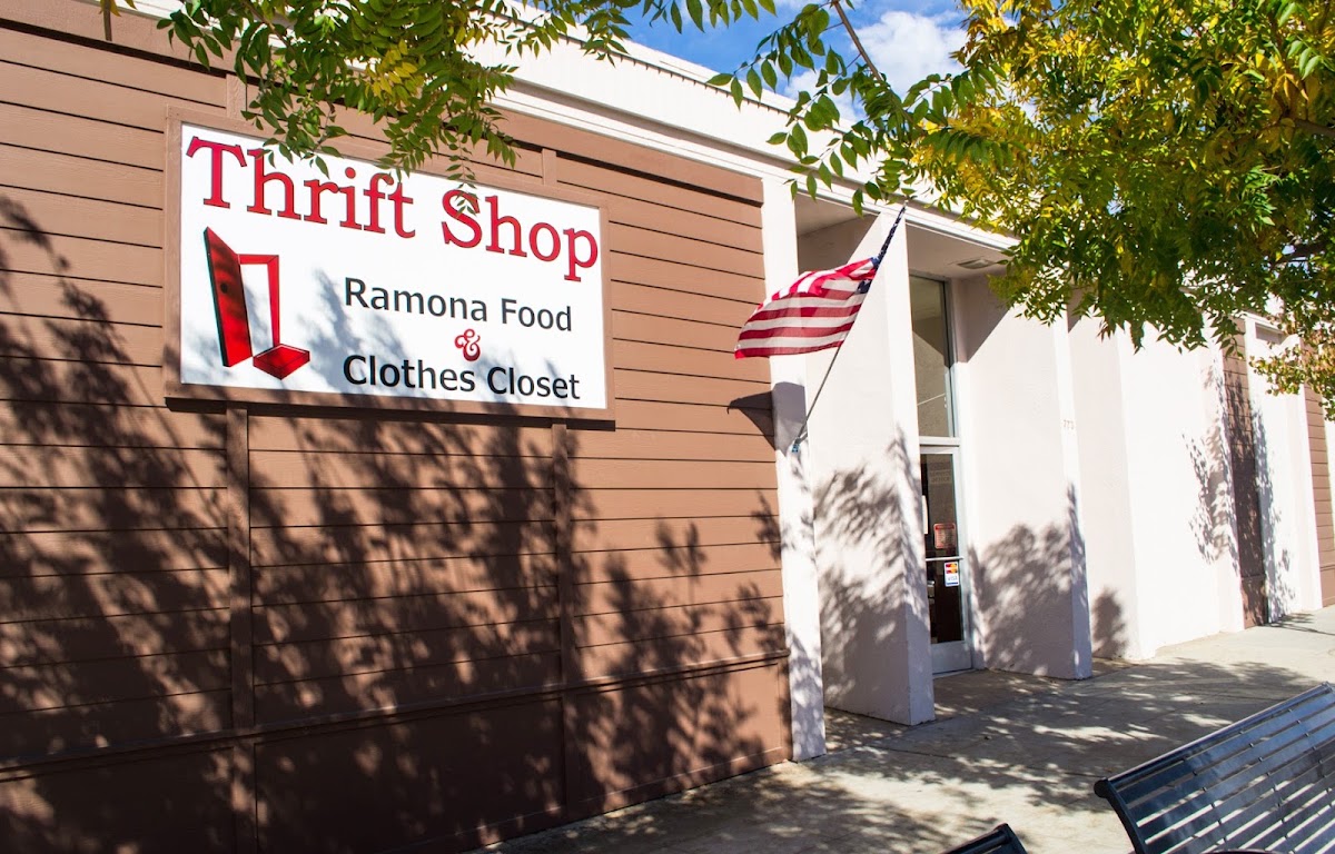 Ramona Food and Clothes Closet in Ramona