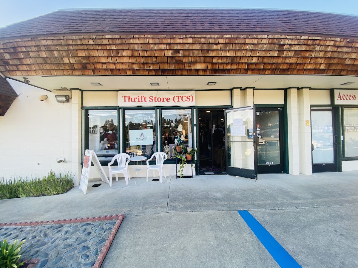 Thrift City in El Sobrante