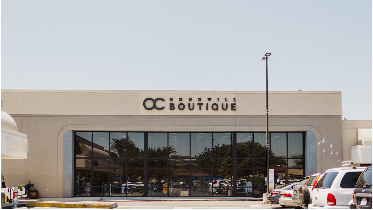 OC Goodwill Boutique Huntington Beach in Huntington Beach