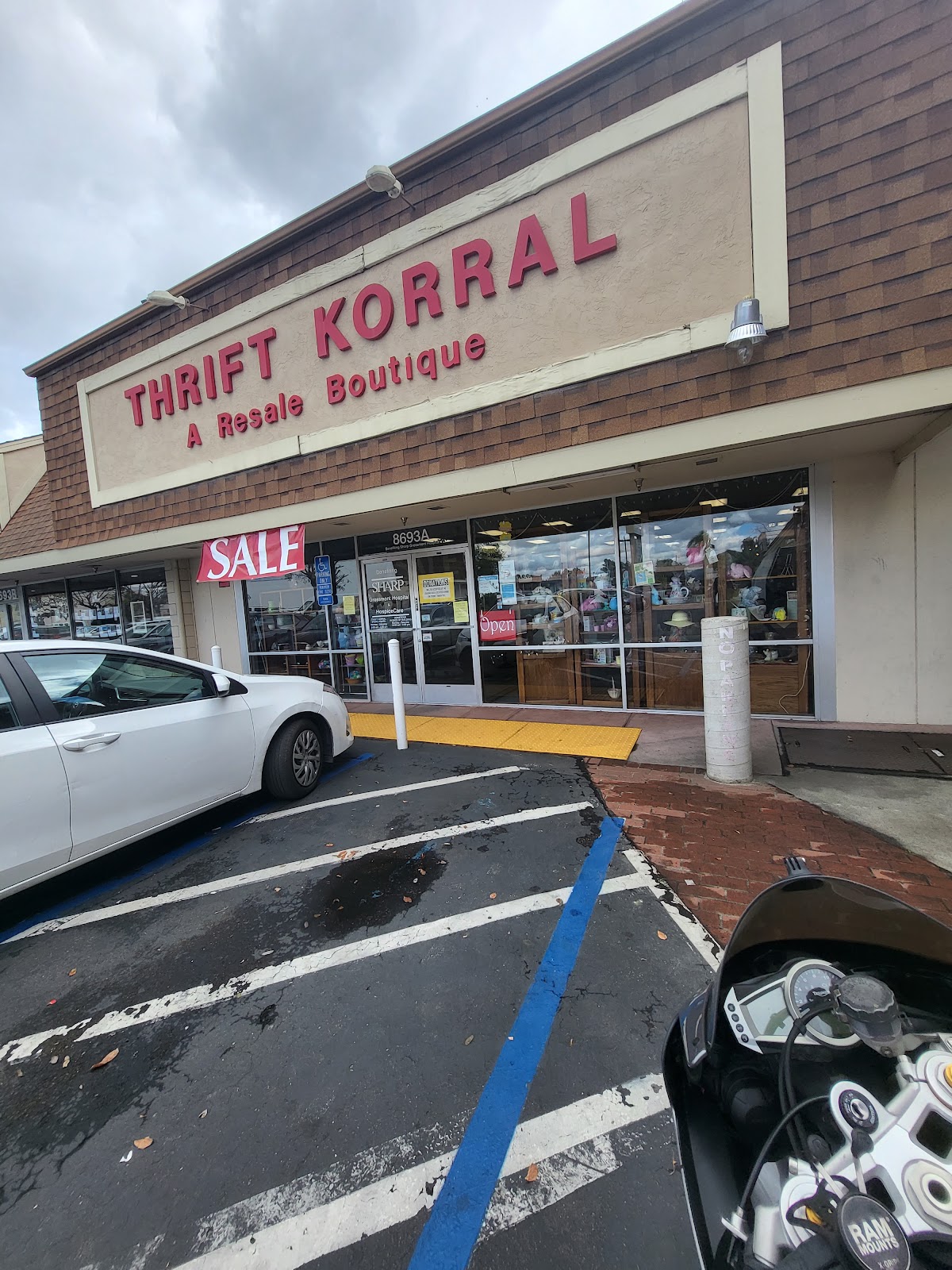 Thrift Korral in La Mesa