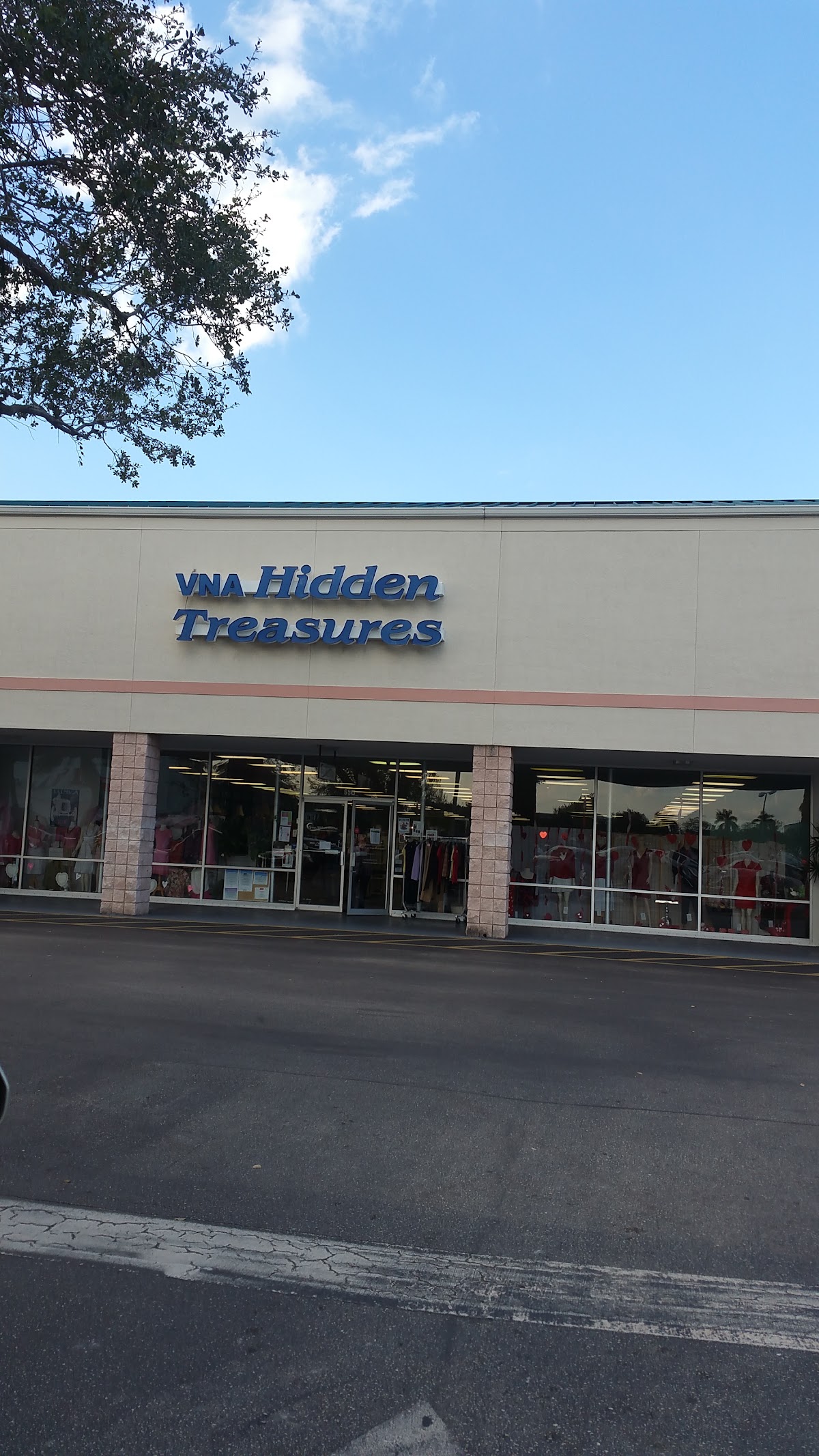 VNA Hidden Treasures in Vero Beach