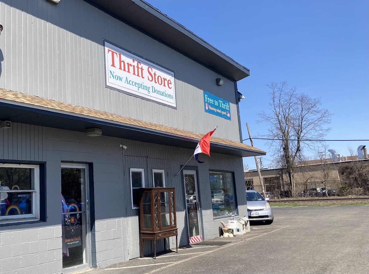 Free to Thrift in Kingston