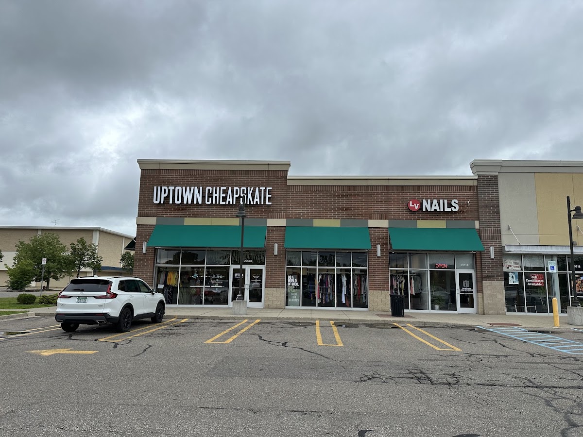 Uptown Cheapskate Livonia in Livonia