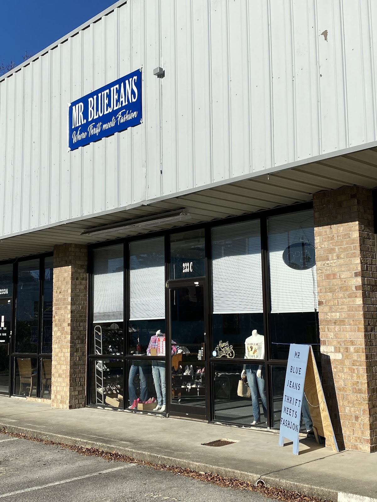 Mr. Bluejeans in Jacksonville