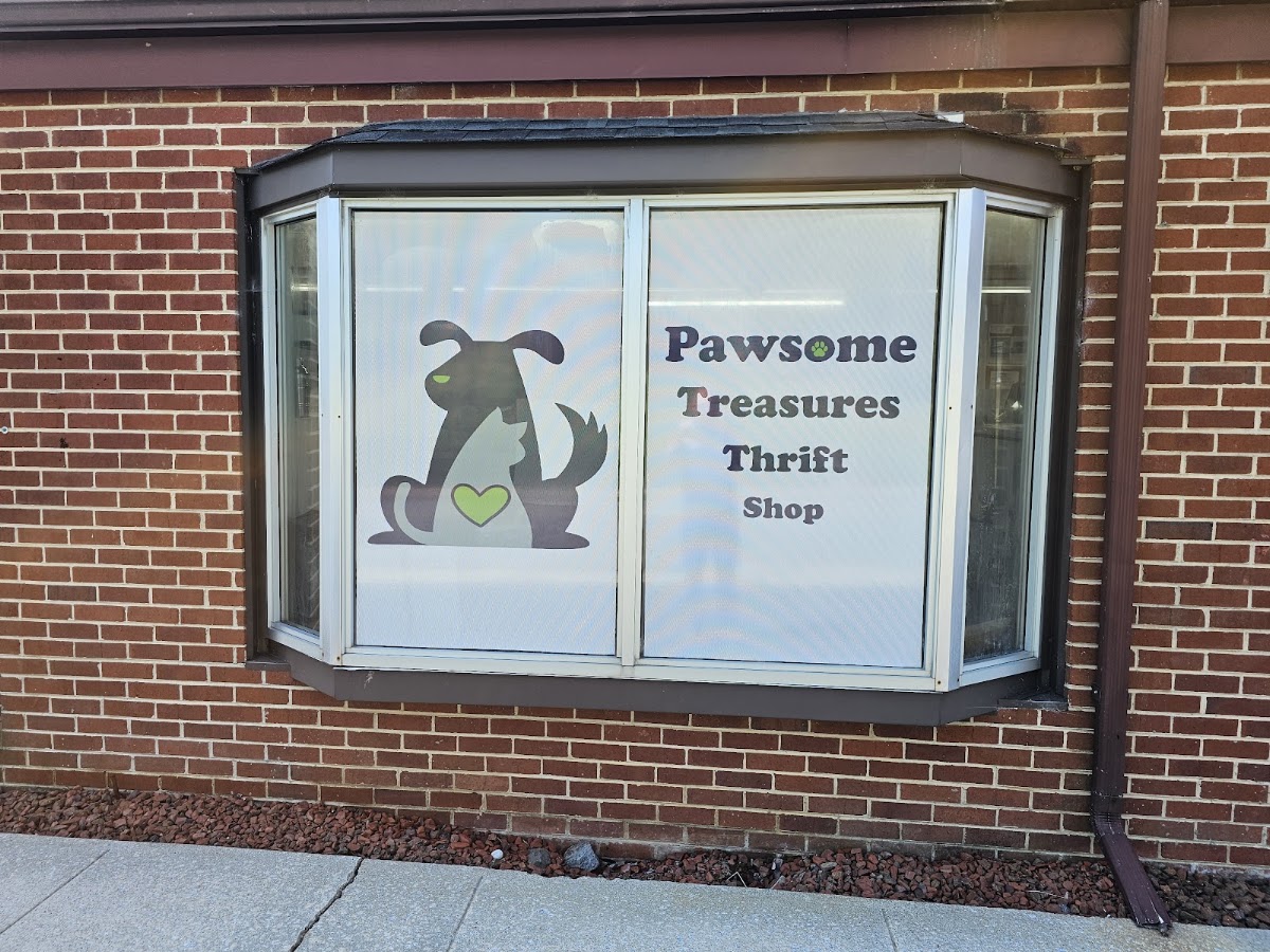 Pawsome Treasures Thrift Store in Mount Airy
