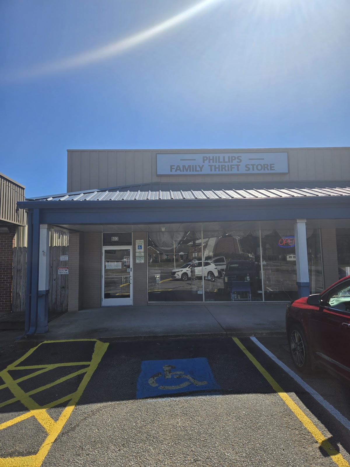 Phillips Family Thrift Store in Elizabeth City