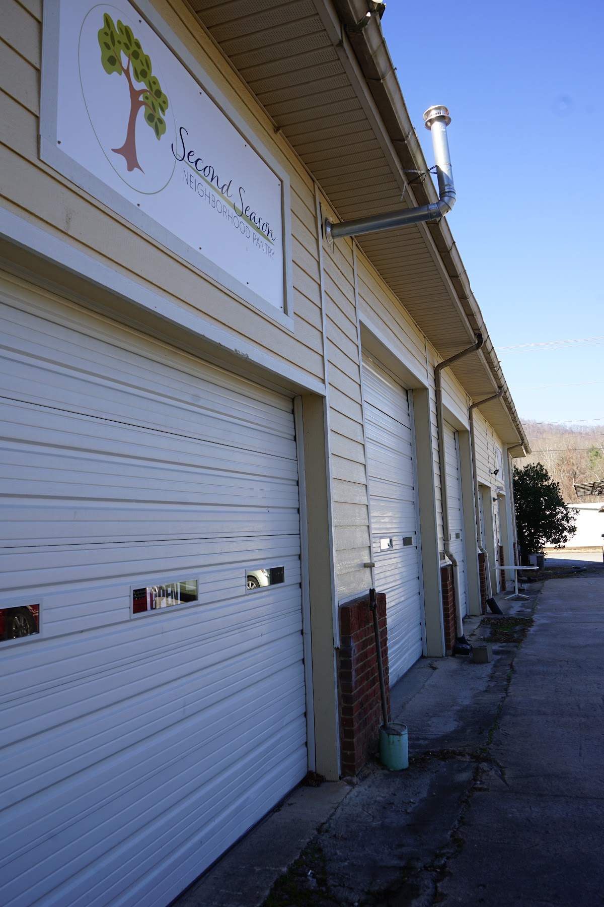 Second Season Thrift Store and Neighborhood Pantry in Waynesville