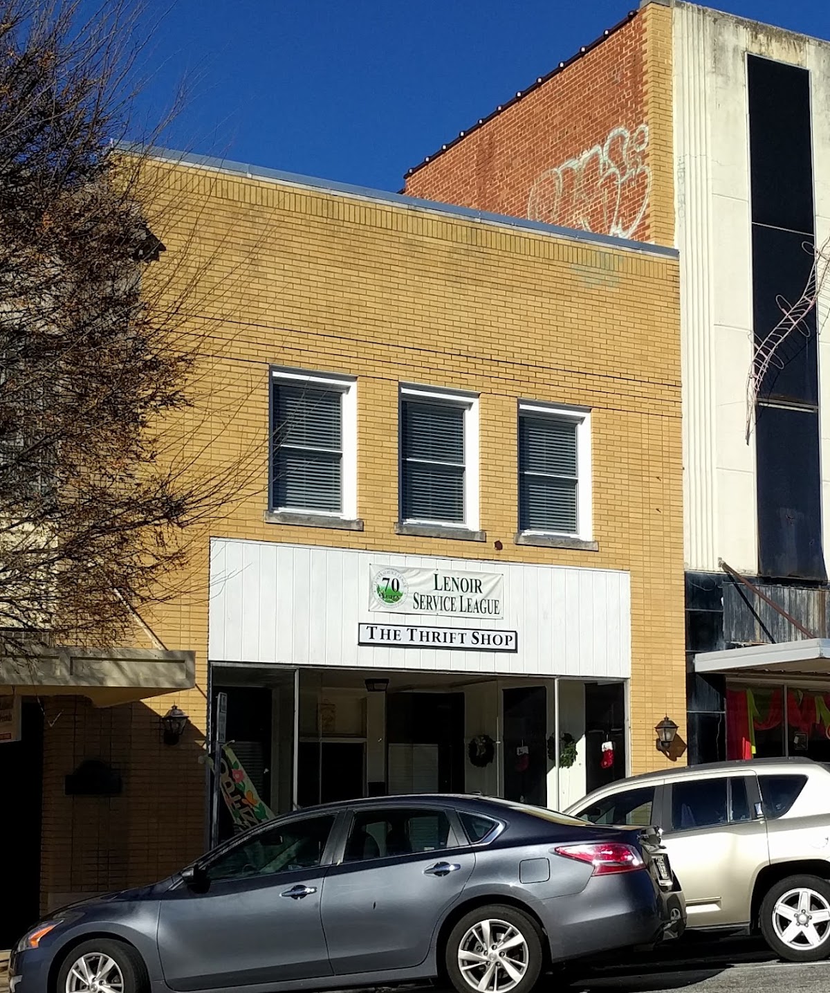 Lenoir Service League Thrift in Lenoir