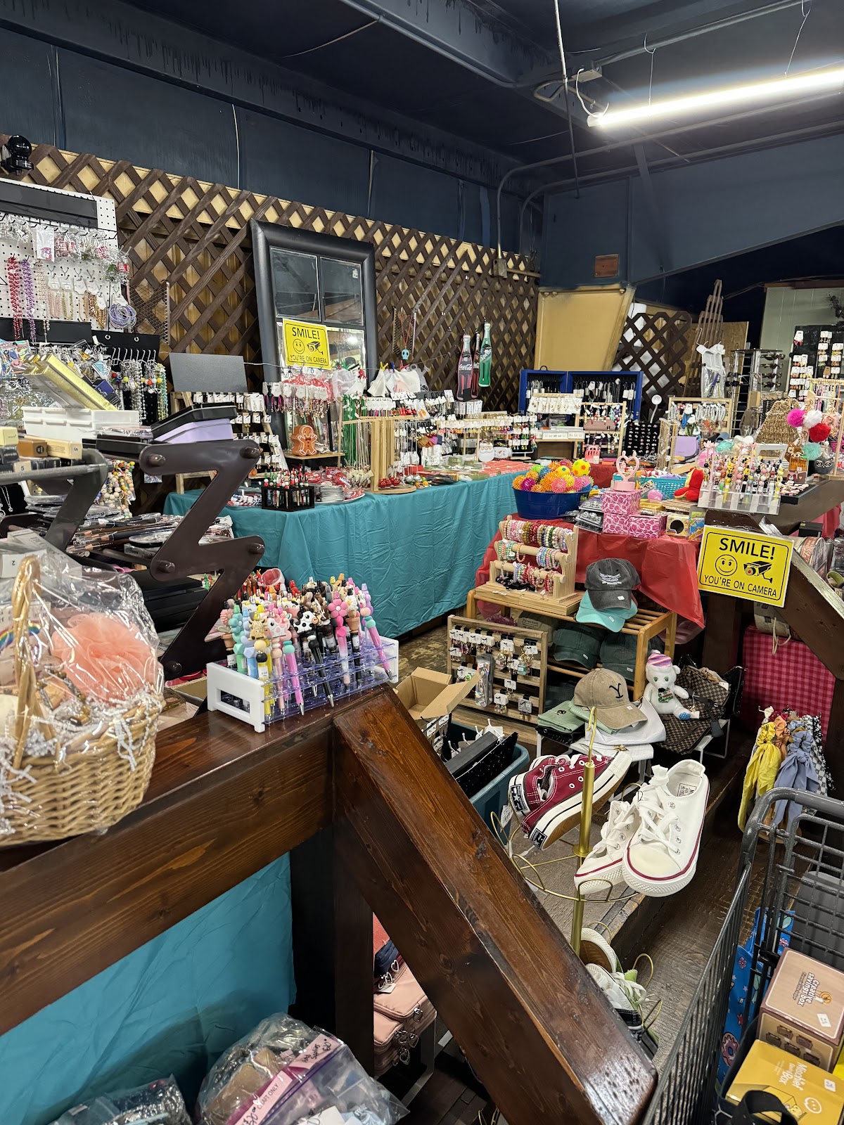 Sheila's Bearly Used Market in Lenoir