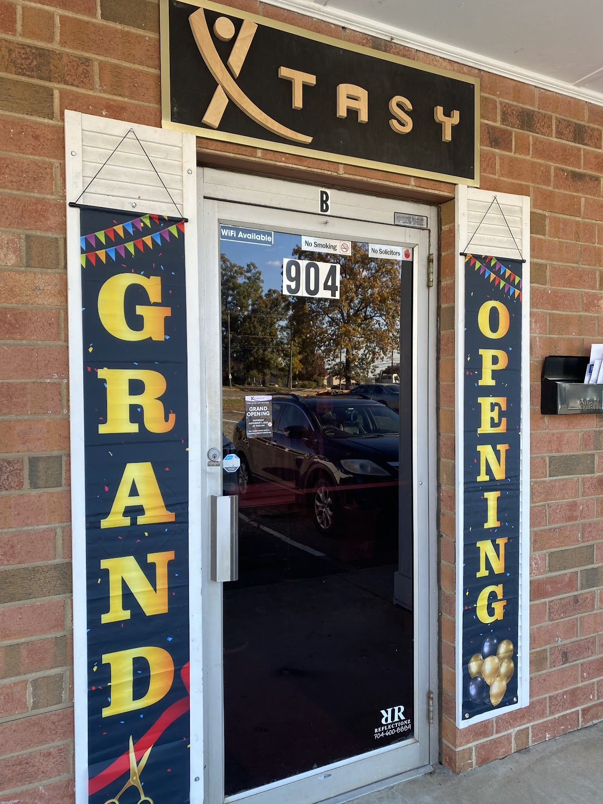 Xtasy Deal Store & Services in Gastonia