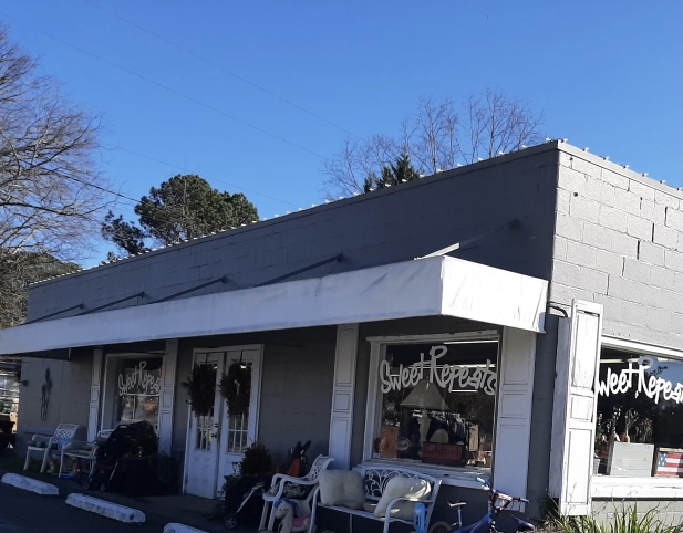 Sweet Repeats Resale and Boutique in Waxhaw