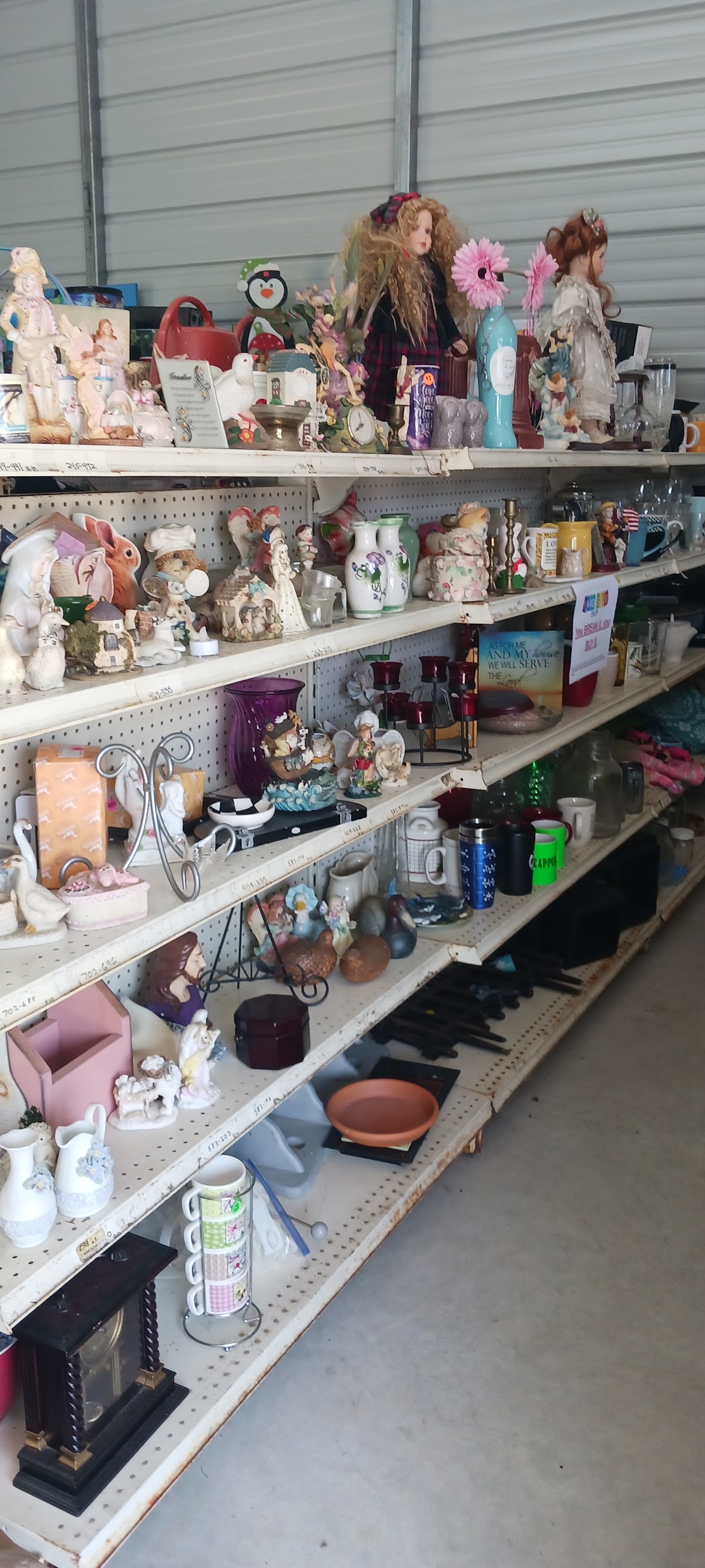 Yard Sale Shop, LLC. in Cades
