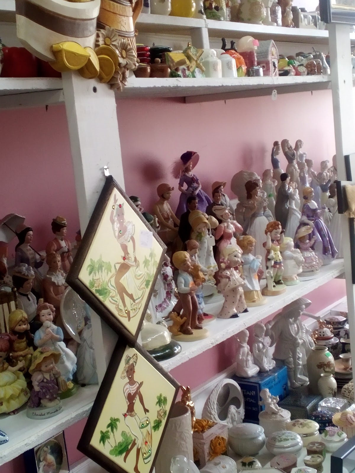 Family Treasures Thrift Store in Forest City