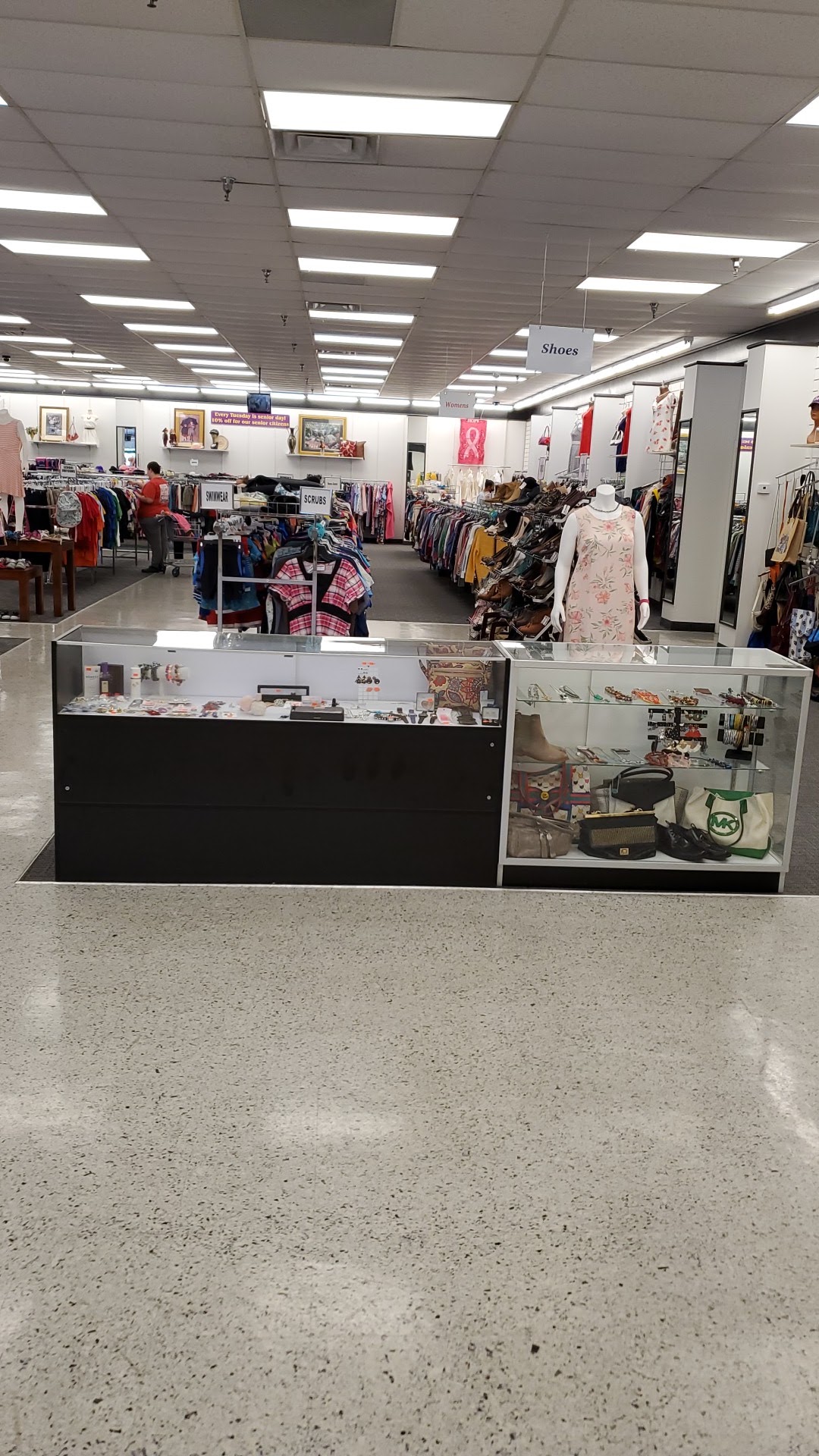Richmond county cancer care treasure shop in Rockingham