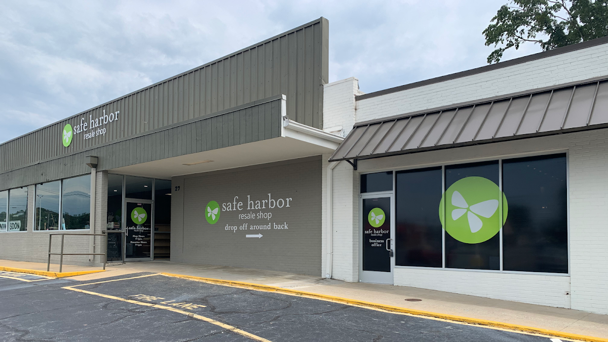 Safe Harbor Resale Shop in Taylors