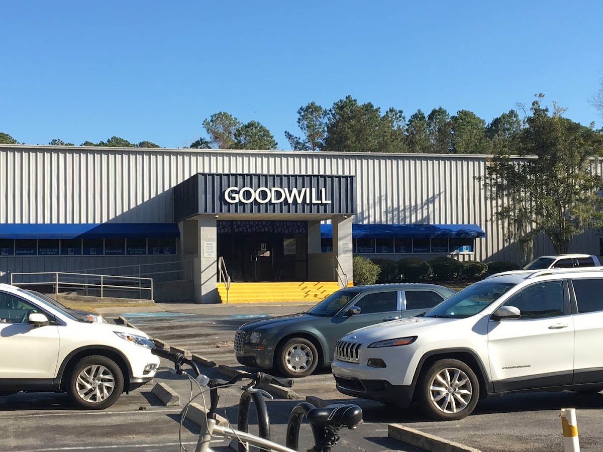 Goodwill Outlet in Savannah