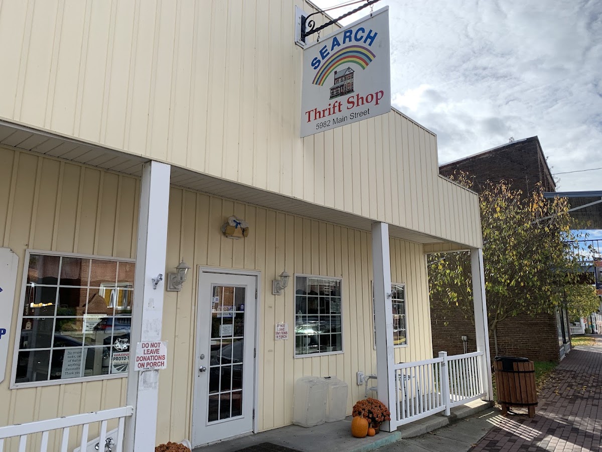 SEARCH Thrift Shop in Mount Jackson