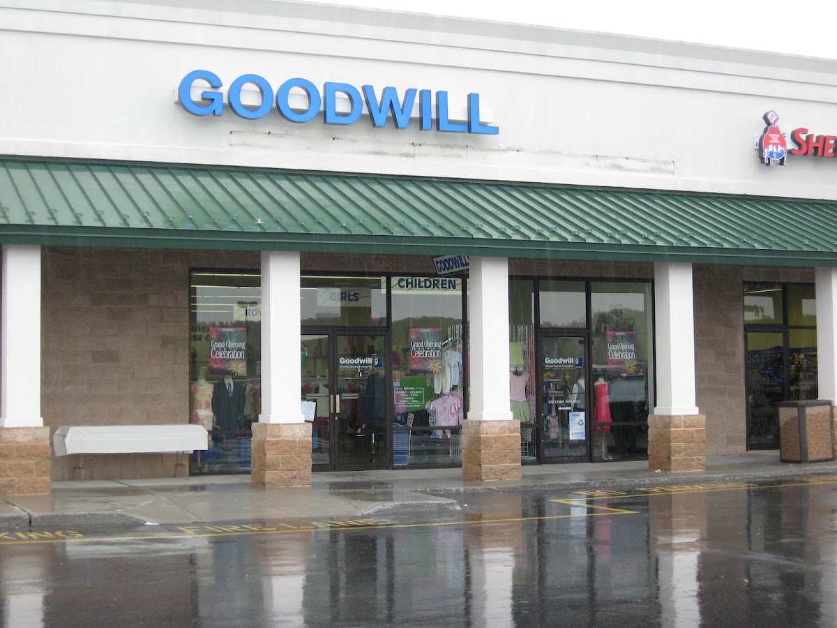 Horizon Goodwill Retail Store in Woodstock