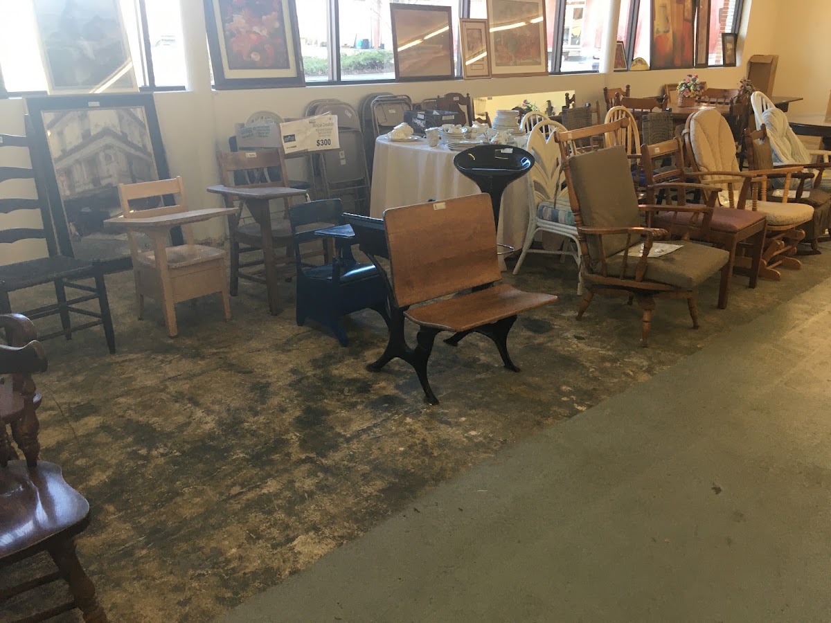 Habitat For Humanity Restore - Southampton/Franklin in Franklin