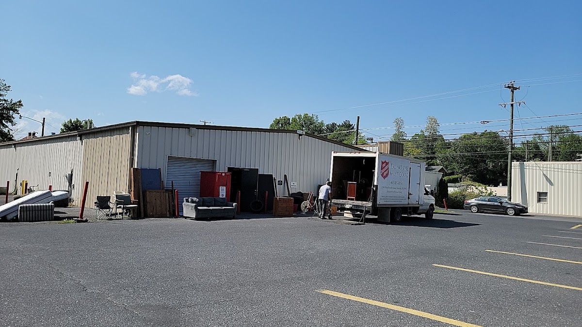 Salvation Army Thrift Store in Staunton