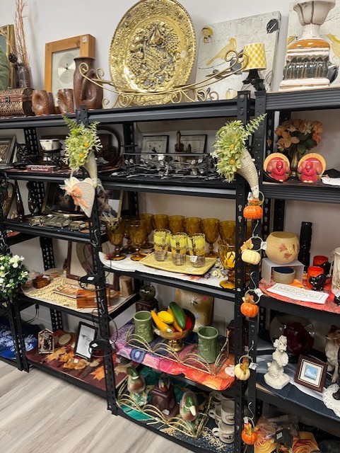 Take Me Home Thrift Shop in Lovingston