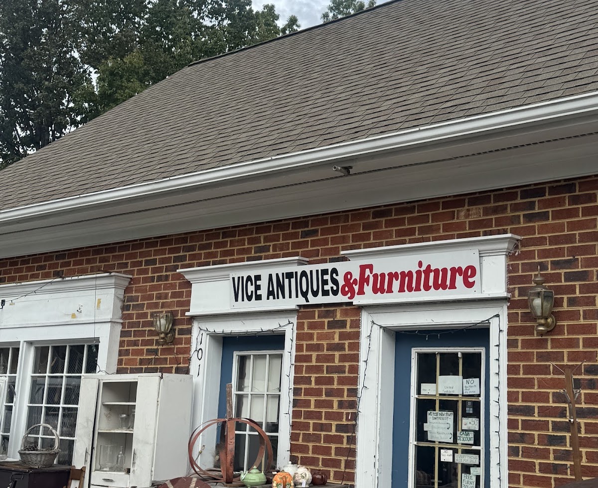 Vice Antiques & Furniture in Midlothian
