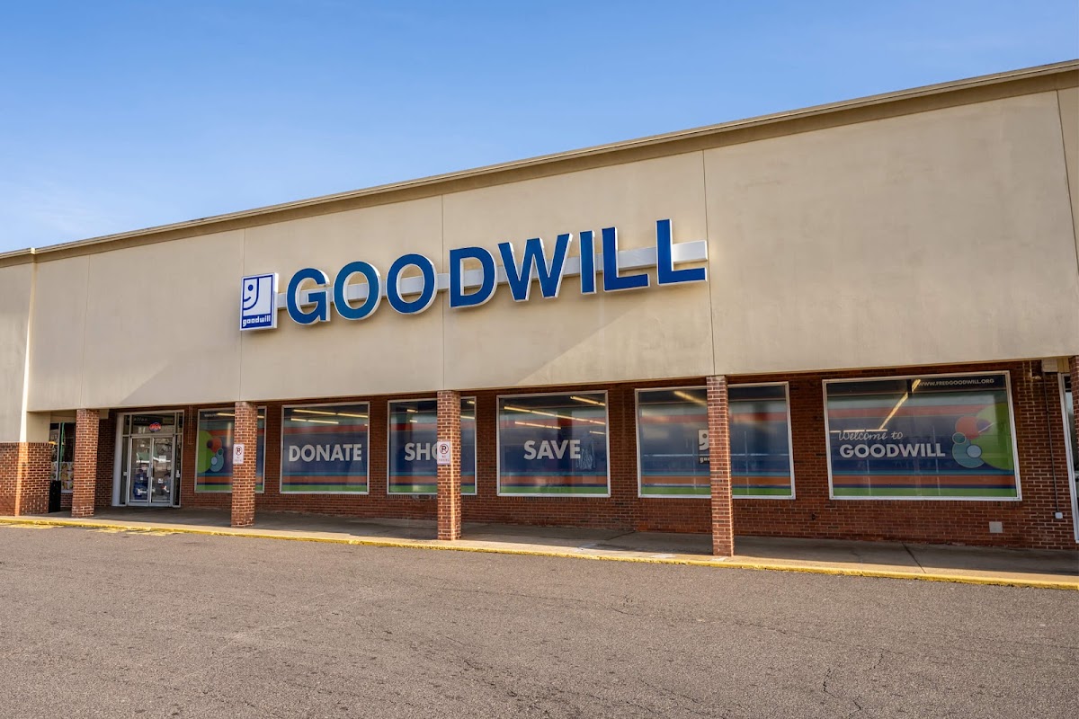 Goodwill Store - Culpeper in Culpeper