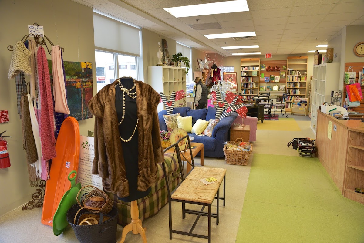 Wellspring Thrift Shop - Hull in Hull