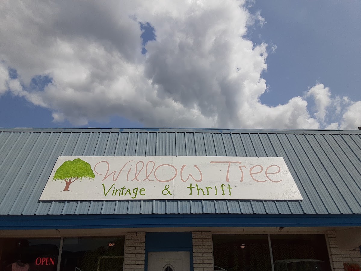 Willow Tree Vintage and Thrift in Gallatin