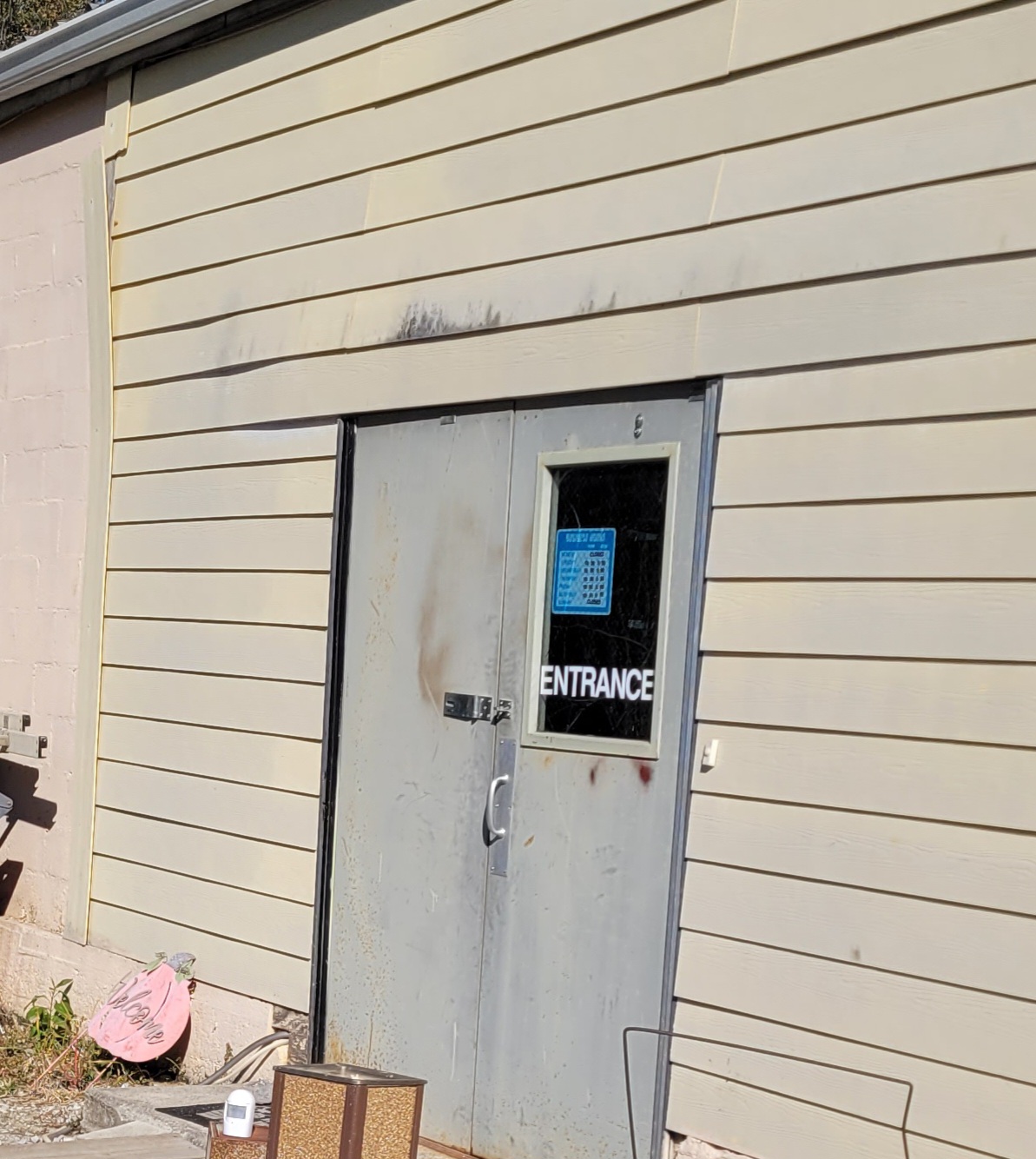 Butler's Auction in South Carthage