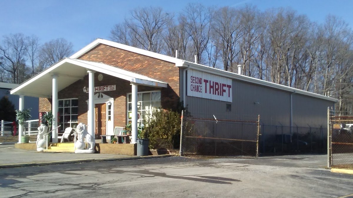 Second Chance Thrift Store in Dickson