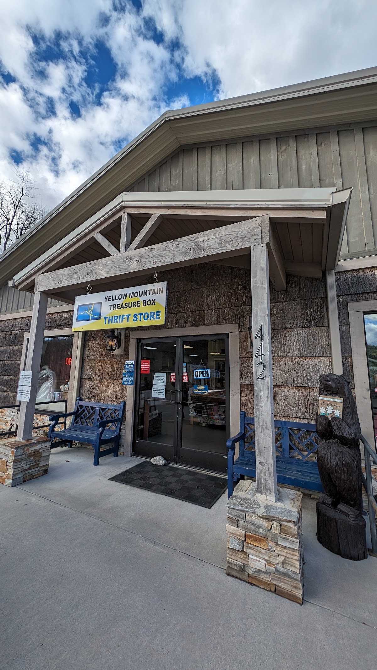 Yellow Mountain Treasure Box in Newland