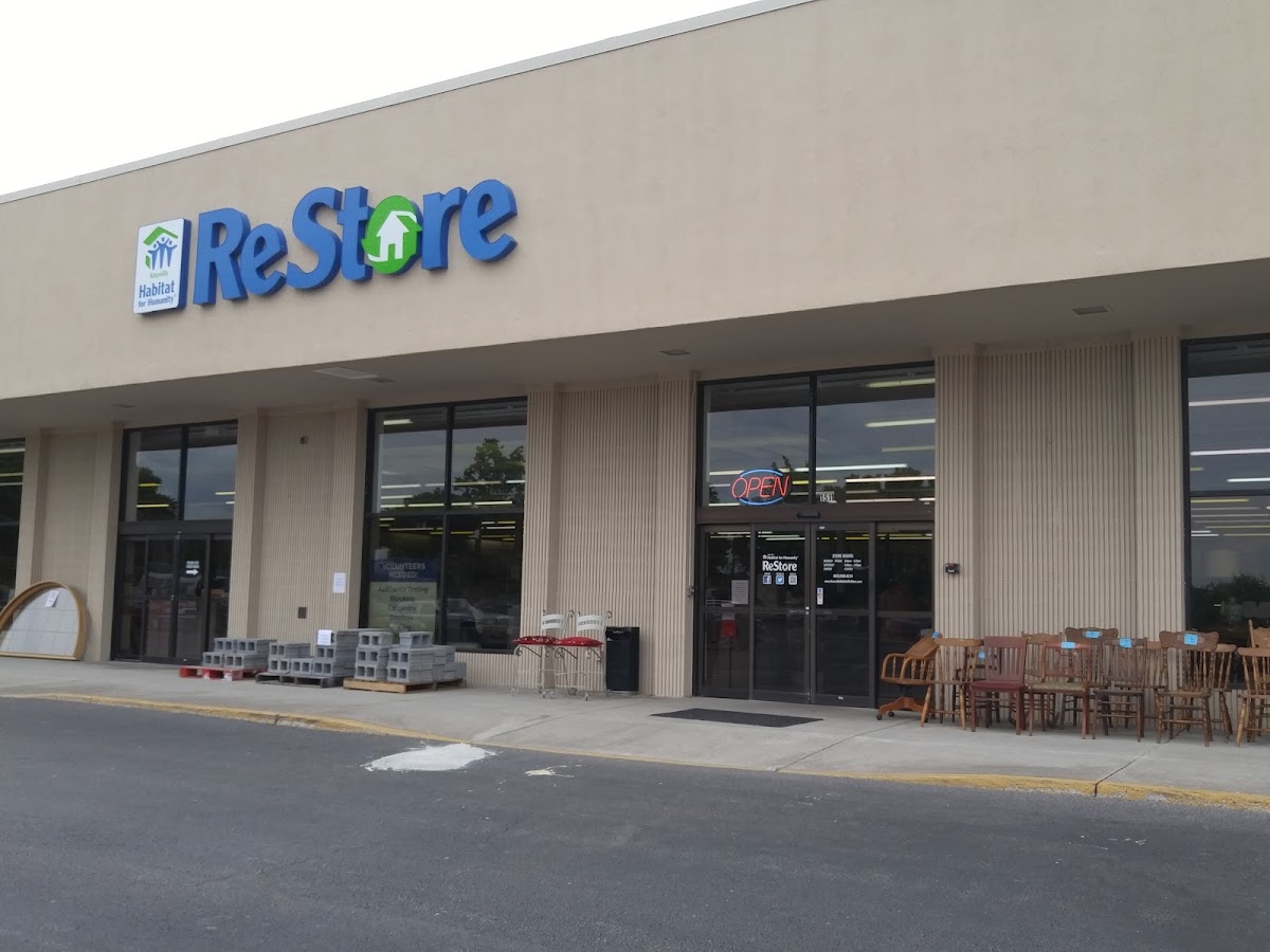 Knoxville Habitat For Humanity ReStore in Knoxville