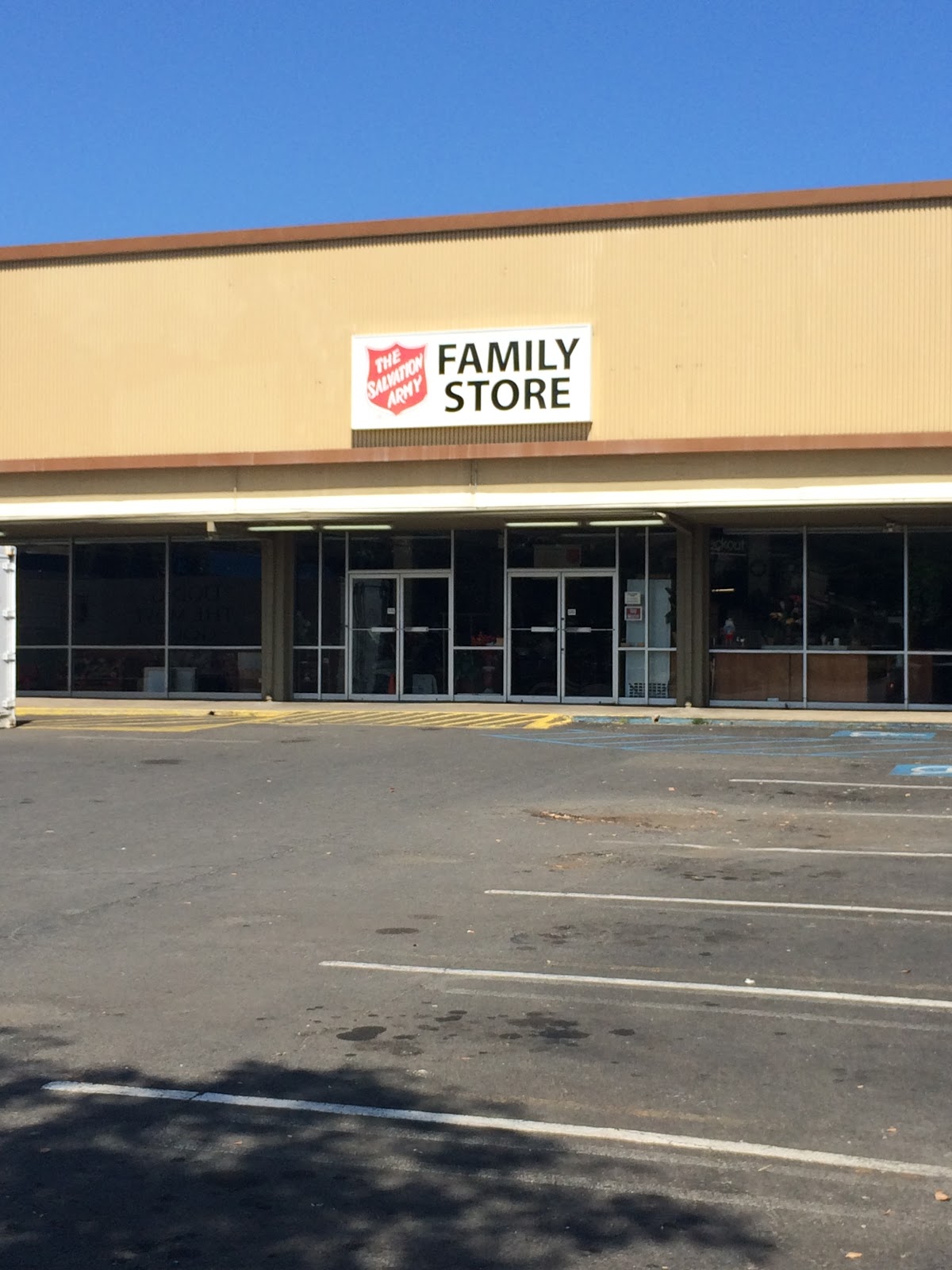 The Salvation Army Thrift Store & Donation Center in Kailua