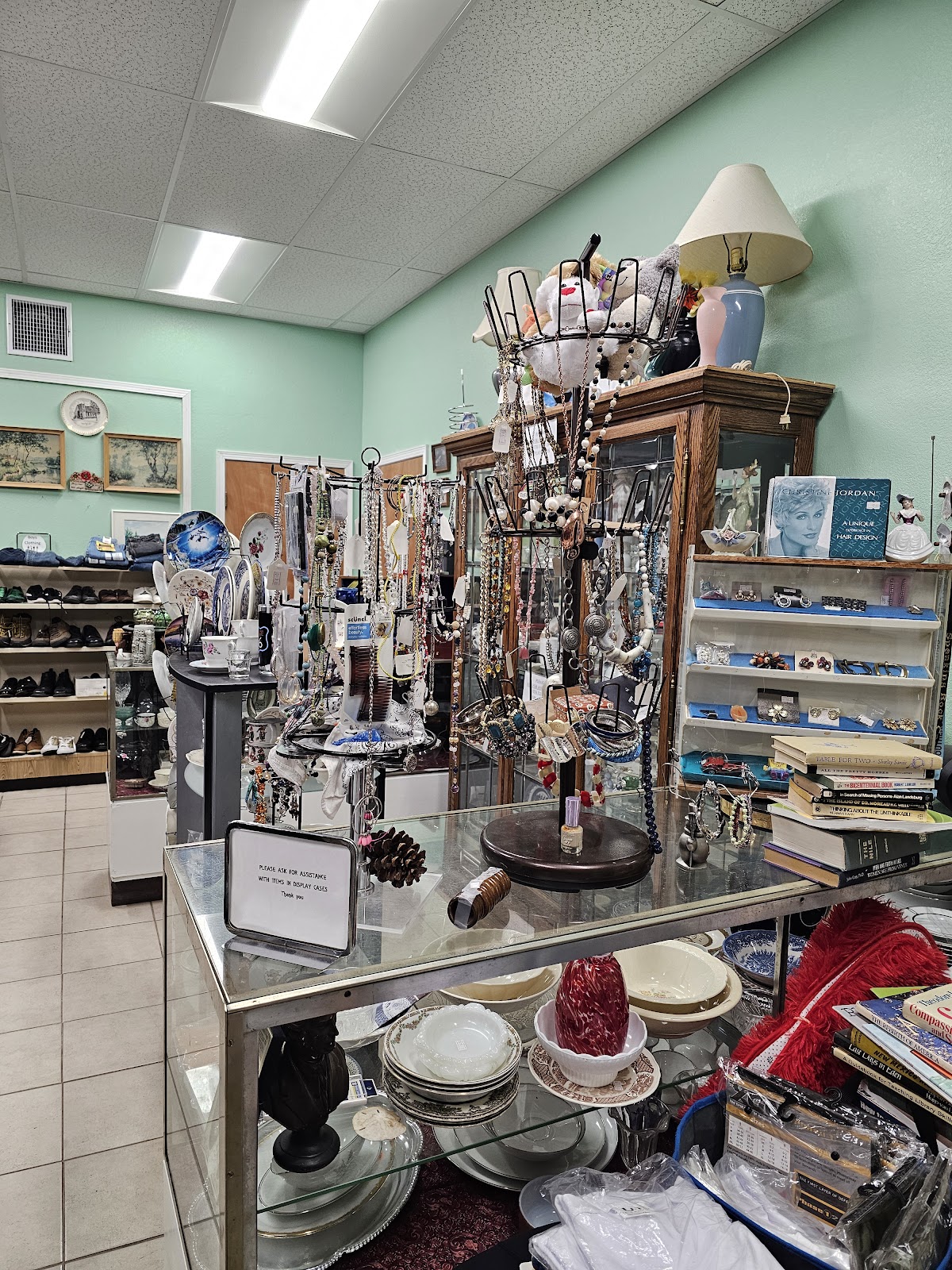 Lighthouse Learning Center & Thrift Store in Deming