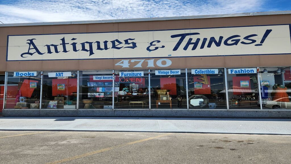 Antiques & Things in Albuquerque