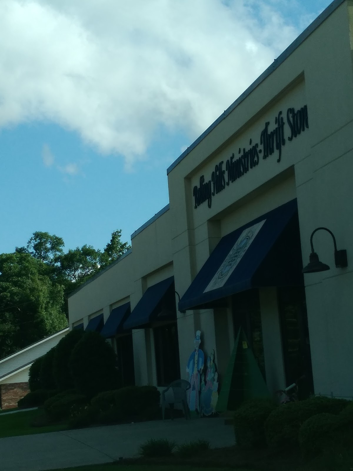 Rolling Hills Ministries Thrift Store in Ruston