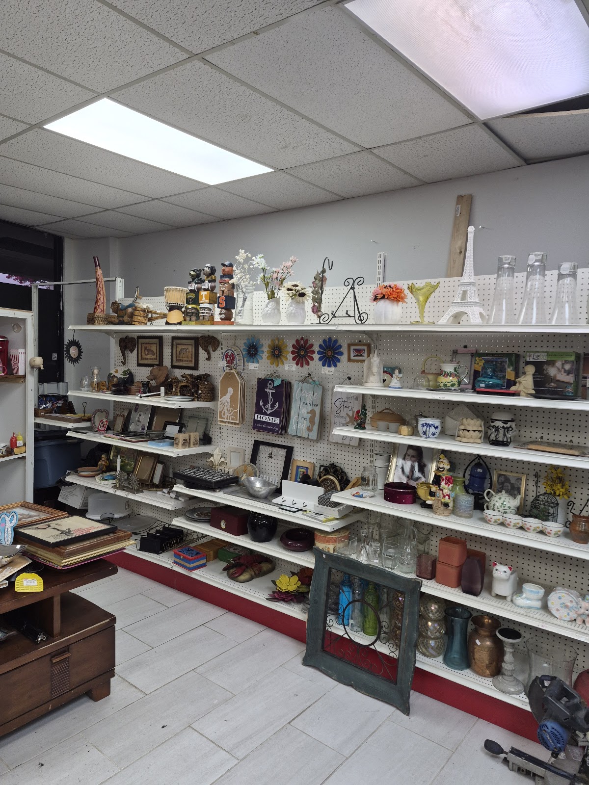 Blue ninja thrift in LaPlace