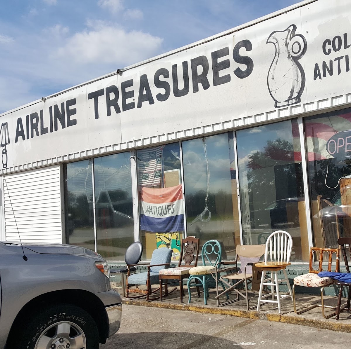 Airline Treasures in Metairie