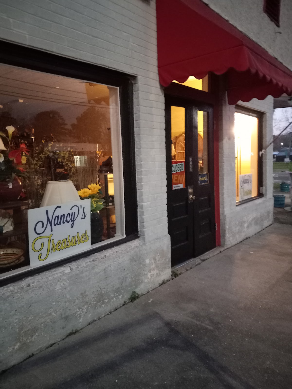 Nancy's Treasures in Sumrall