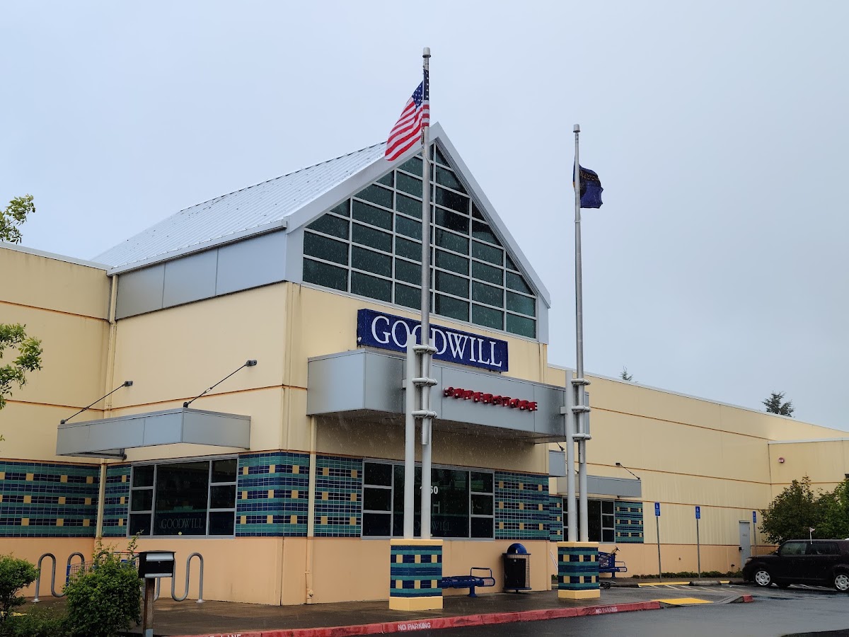 Goodwill Industries of the Columbia Willamette in Warrenton