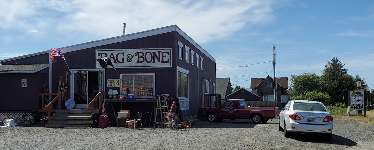 Rag & Bone Thrift Shop in Seaside