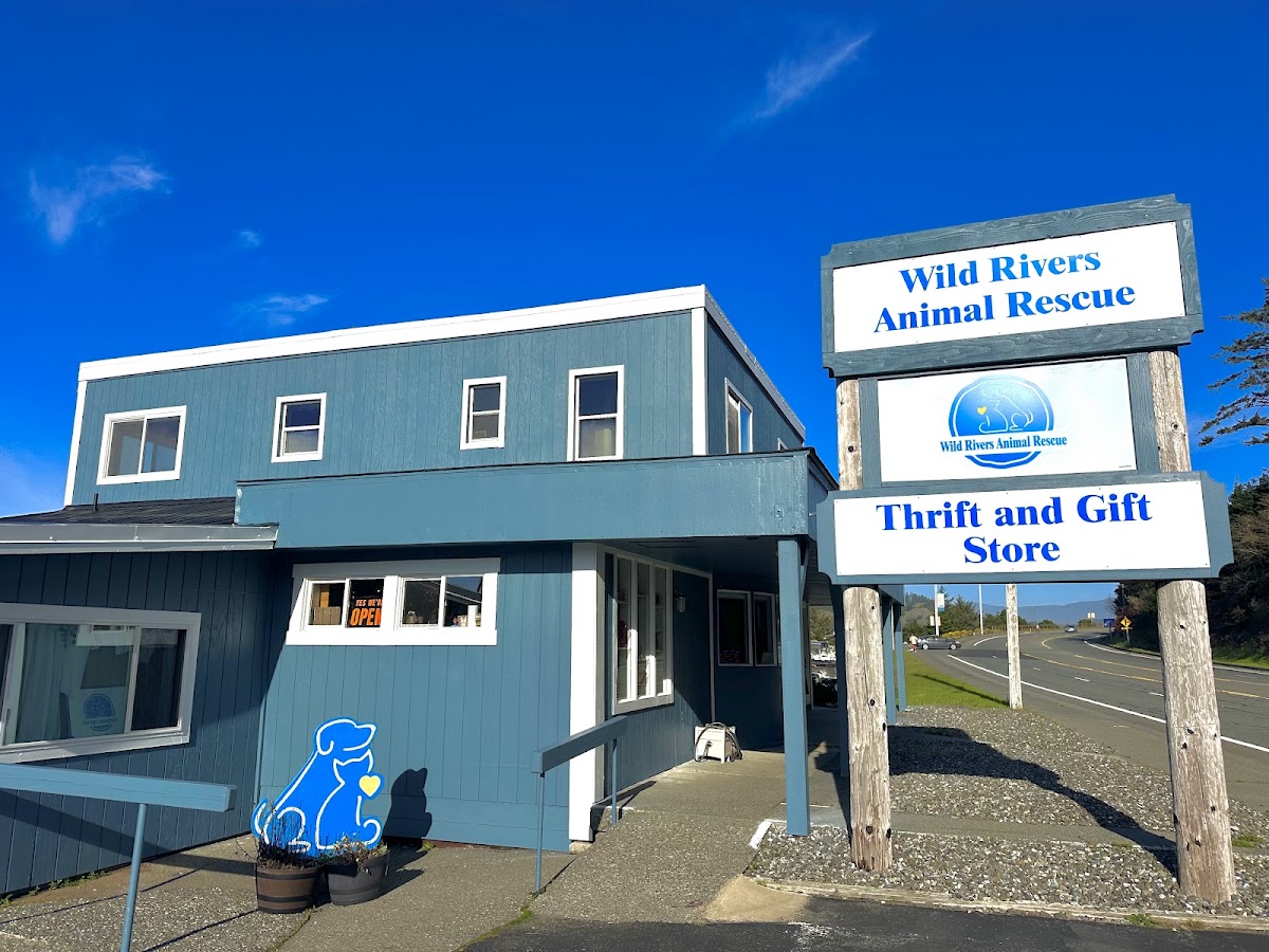 Wild Rivers Animal Rescue Thrift Store in Gold Beach