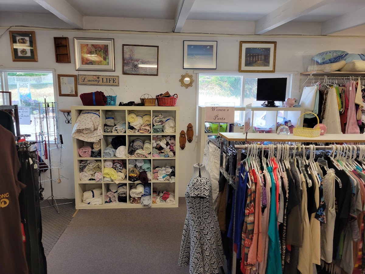 Sue Z Q's Thrift Store in John Day