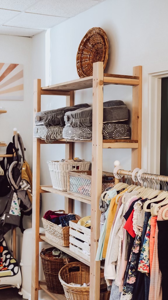 Itty Bitty Thrifts in Hood River