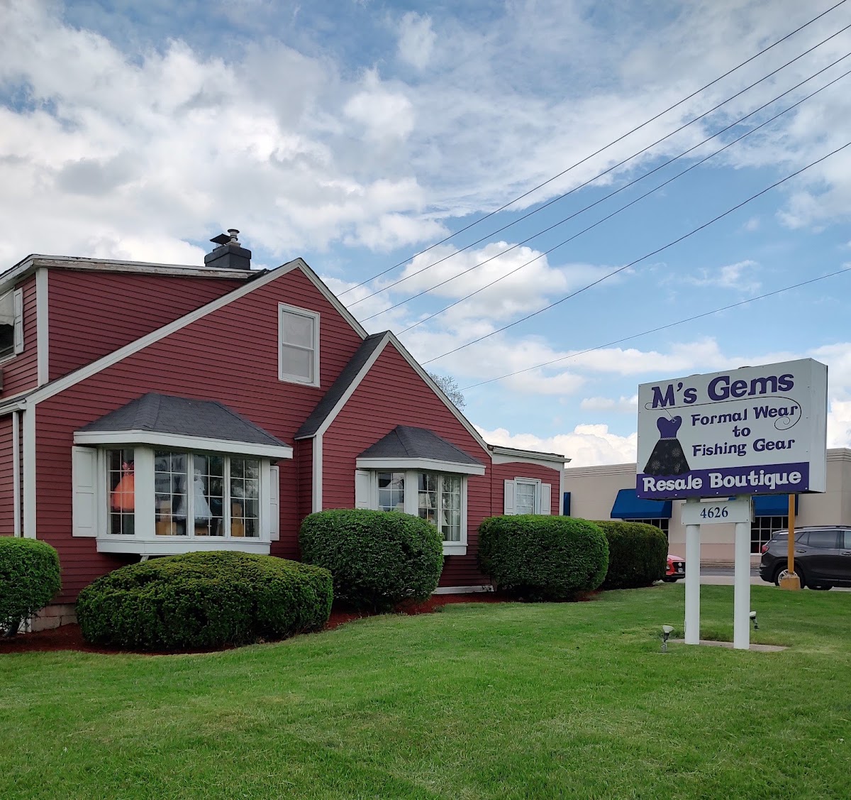 M's Gems Resale Boutique in Rockford