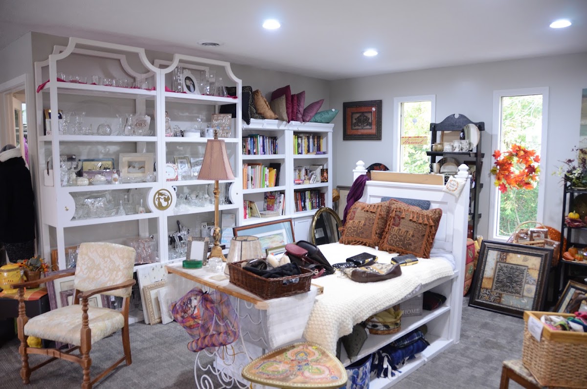 Helen Honey's Resale Shop in Herrin