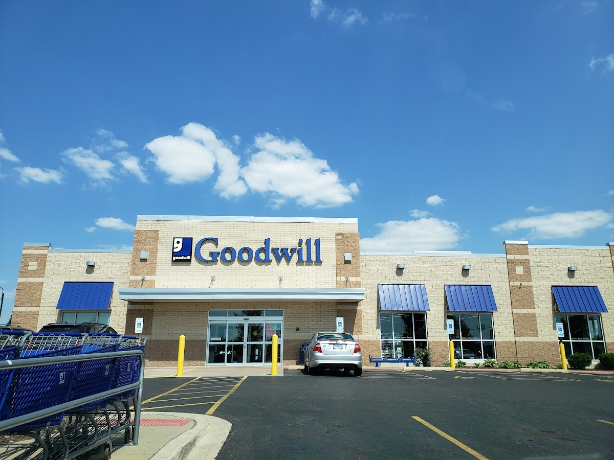 Goodwill Store & Donation Center in Romeoville