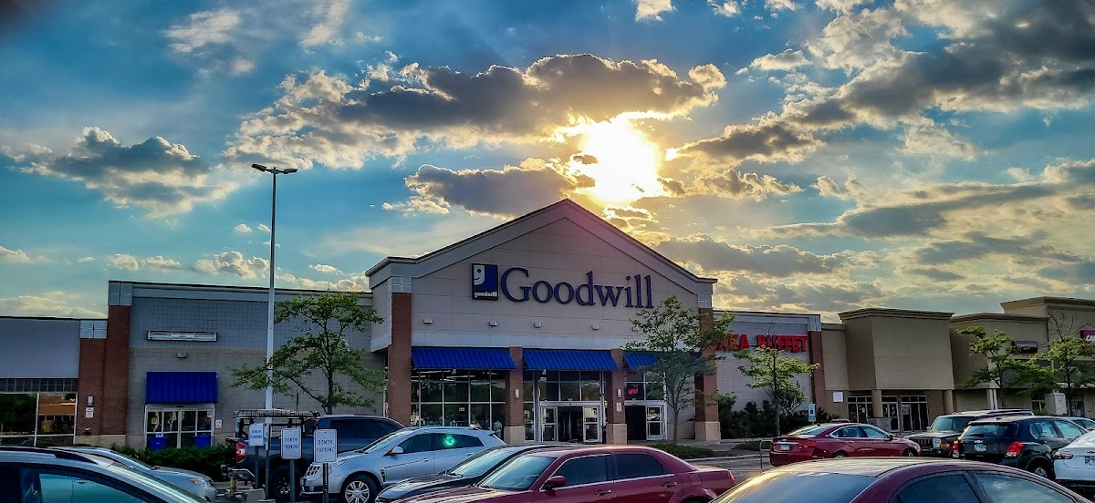 Goodwill Store & Donation Center in Bolingbrook